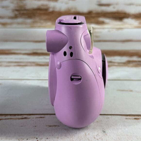 🌟 Capture Magic with the Fujifilm Instax Mini 7S Lavender Instant Camera! 🌟 - Picture 4 of 4